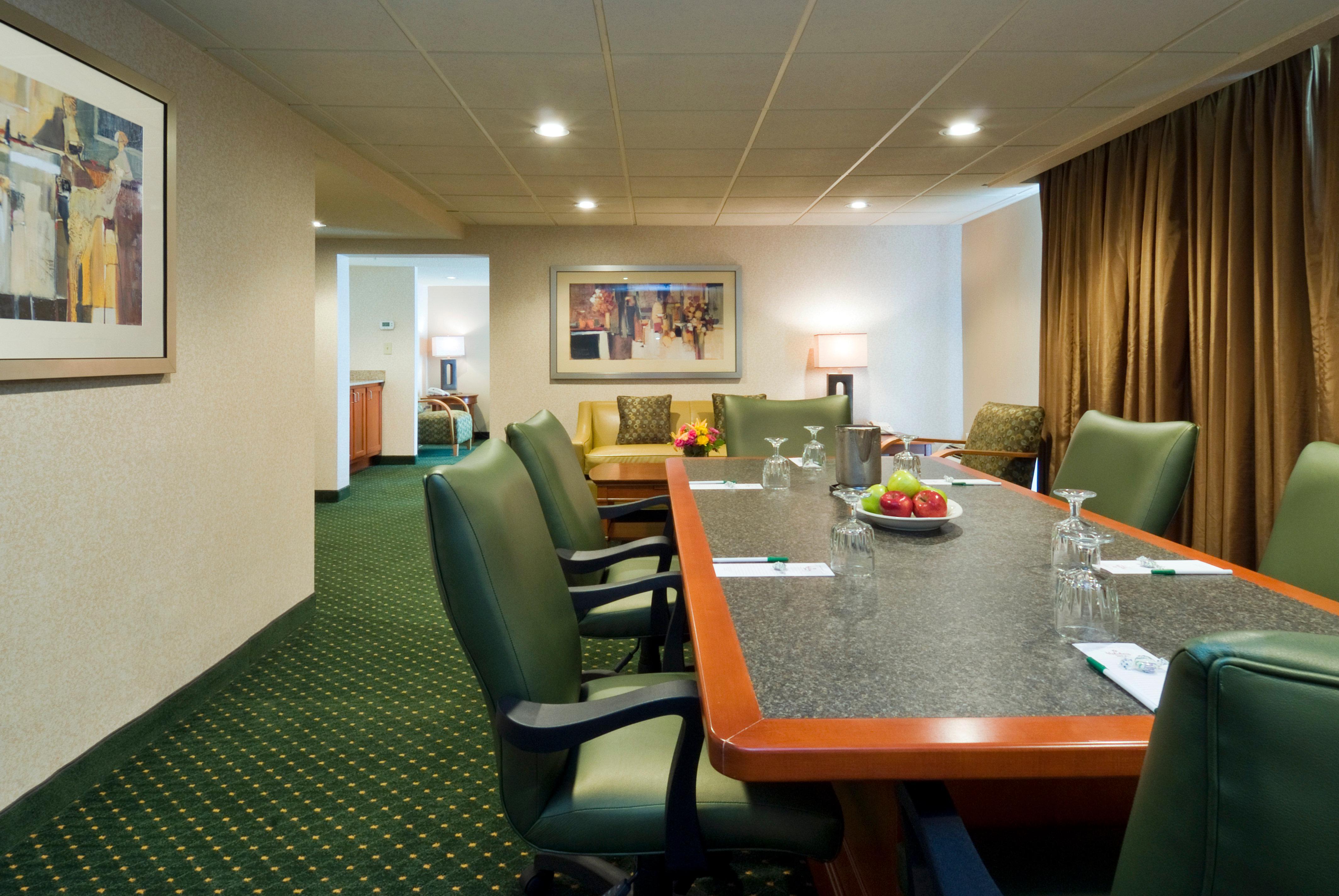 Holiday Inn Cincinnati-Eastgate By Ihg Exteriör bild